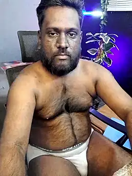 Snapshot of Rayansmith_ chatting on January 8, 2026, 1:55 am Rayansmith online show from January 8, 2026, 1:55 am