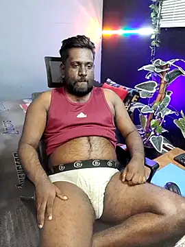 Snapshot of Rayansmith_ chatting on December 14, 2025, 11:21 pm Rayansmith online show from December 14, 2025, 11:21 pm