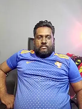 Snapshot of Rayansmith_ chatting on January 9, 2026, 3:08 pm Rayansmith online show from January 9, 2026, 3:08 pm