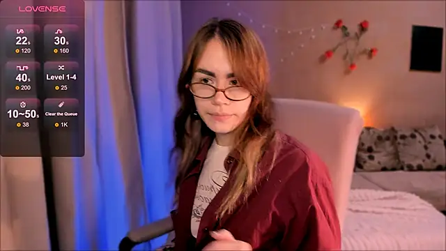 Snapshot of _selectrra chatting on November 24, 2025, 9:26 pm selectrra online show from November 24, 2025, 9:26 pm