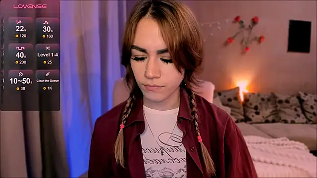 Snapshot of _selectrra chatting on December 2, 2025, 9:05 pm selectrra online show from December 2, 2025, 9:05 pm