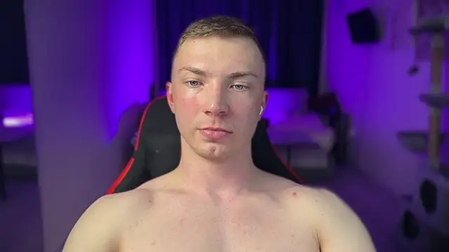 Snapshot of iron__chap chatting on February 8, 2026, 11:02 pm iron chap online show from February 8, 2026, 11:02 pm