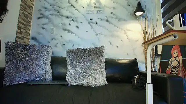 Sophie LittleS online show from September 15, 2025, 12:27 pm