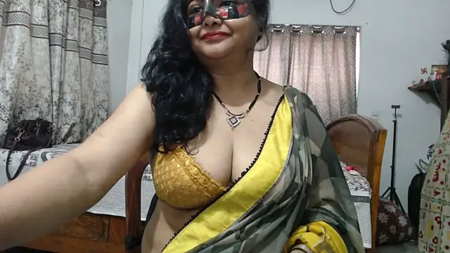 Snapshot of sexy_jaaan chatting on April 24, 2026, 2:46 am sexy jaaan online show from April 24, 2026, 2:46 am