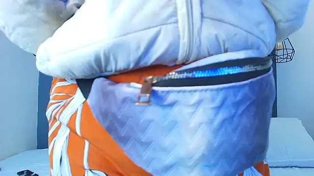 sarita duque online show from April 18, 2026, 11:56 am