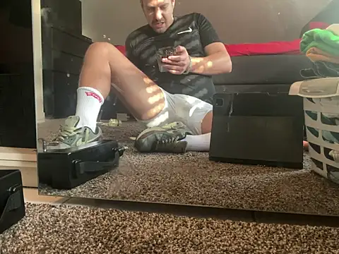 LeviXtreme online show from February 16, 2025, 1:49 pm