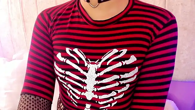 Snapshot of Satuurn_ chatting on March 21, 2025, 8:50 pm Satuurn online show from March 21, 2025, 8:50 pm