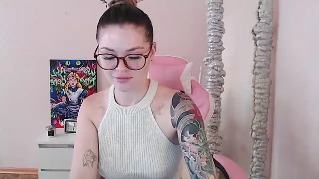 Snapshot of miaacatt chatting on October 3, 2025, 7:21 am miaacatt online show from October 3, 2025, 7:21 am