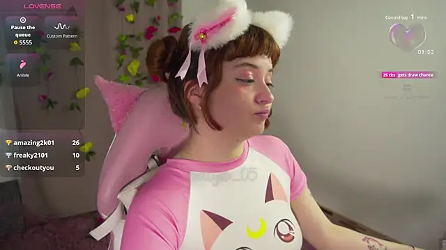 Snapshot of molly_russell chatting on October 25, 2025, 10:54 pm molly russell online show from October 25, 2025, 10:54 pm