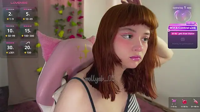 Snapshot of molly_russell chatting on December 16, 2025, 5:17 pm molly russell online show from December 16, 2025, 5:17 pm