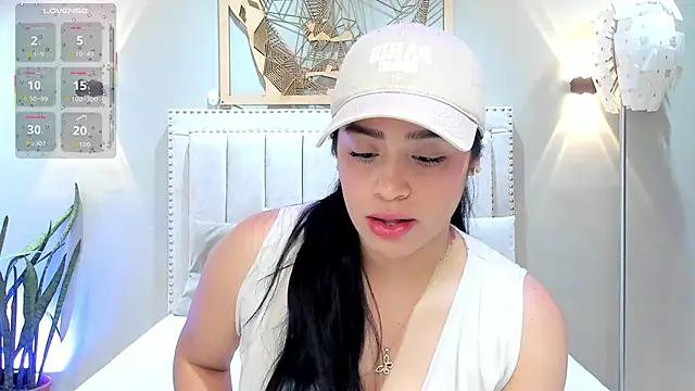 Snapshot of Paula_Desousa chatting on October 11, 2025, 7:26 pm Paula Desousa online show from October 11, 2025, 7:26 pm