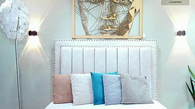 Snapshot of Paula_Desousa chatting on November 21, 2025, 7:35 pm Paula Desousa online show from November 21, 2025, 7:35 pm