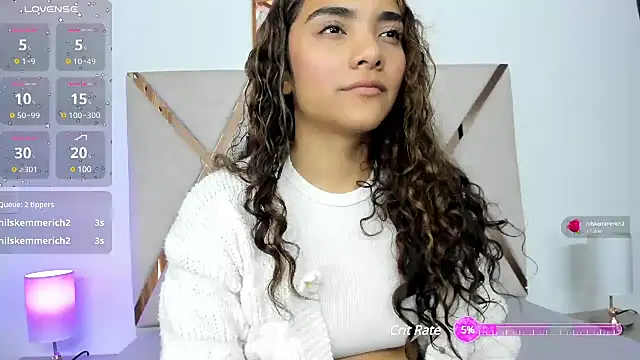 Snapshot of carolynne18 chatting on March 6, 2025, 12:09 pm carolynne18 online show from March 6, 2025, 12:09 pm