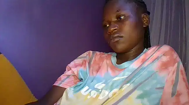 prettychic5 online show from February 20, 2025, 8:17 am