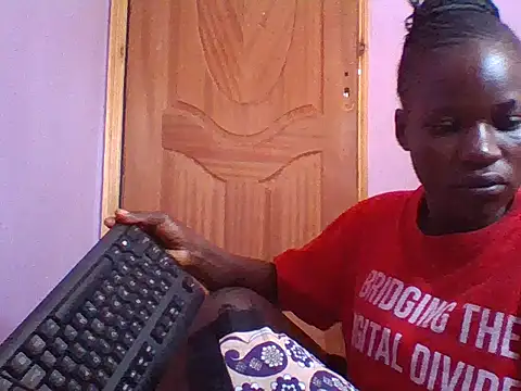 prettychic5 online show from September 15, 2025, 7:20 am