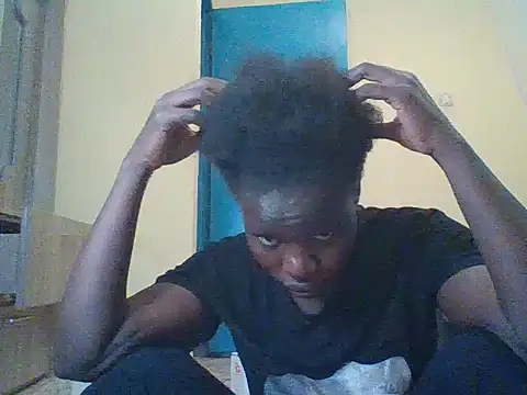 Snapshot of prettychic5 chatting on January 6, 2026, 11:03 am prettychic5 online show from January 6, 2026, 11:03 am