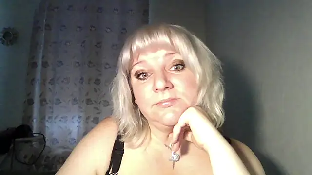 Snapshot of MeilomaWesa chatting on November 12, 2025, 7:23 am MeilomaWesa online show from November 12, 2025, 7:23 am