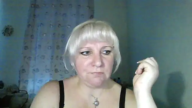 Snapshot of MeilomaWesa chatting on November 26, 2025, 9:31 am MeilomaWesa online show from November 26, 2025, 9:31 am