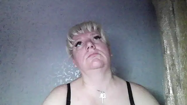Snapshot of MeilomaWesa chatting on March 19, 2026, 3:56 pm MeilomaWesa online show from March 19, 2026, 3:56 pm