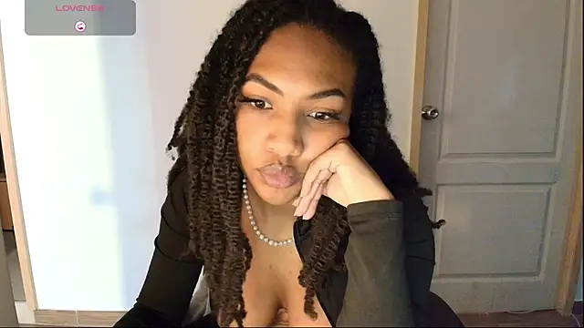 Snapshot of im_alivys_ chatting on June 20, 2026, 11:10 pm im alivys online show from June 20, 2026, 11:10 pm