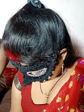 Snapshot of Something_61 chatting on February 3, 2025, 5:35 pm Something 61 online show from February 3, 2025, 5:35 pm