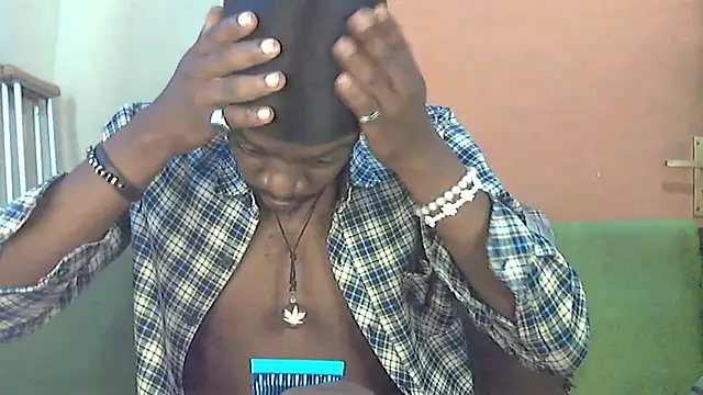 Snapshot of BIGDICKMULLAH chatting on October 10, 2025, 7:42 am BIGDICKMULLAH online show from October 10, 2025, 7:42 am