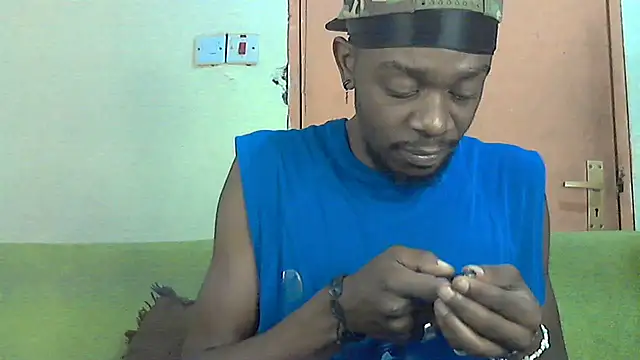 Snapshot of BIGDICKMULLAH chatting on October 13, 2025, 3:02 pm BIGDICKMULLAH online show from October 13, 2025, 3:02 pm