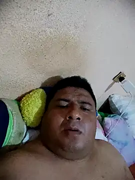 Chaparrosoverano online show from October 5, 2025, 2:02 am