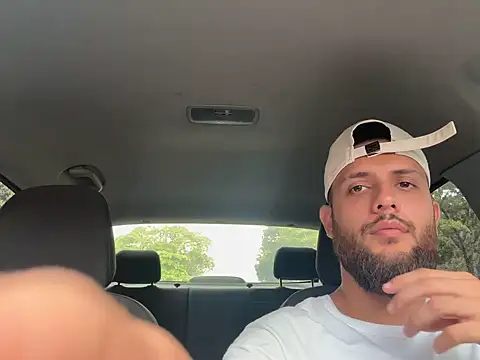 Snapshot of Tony_santos chatting on July 11, 2026, 2:50 pm Tony santos online show from July 11, 2026, 2:50 pm