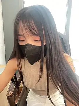 Snapshot of Asia-Lynn chatting on August 7, 2026, 7:14 am Asia-Lynn online show from August 7, 2026, 7:14 am