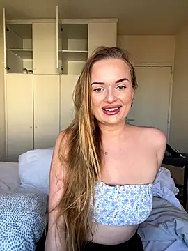 ElenaRebelle online show from September 27, 2025, 6:19 am