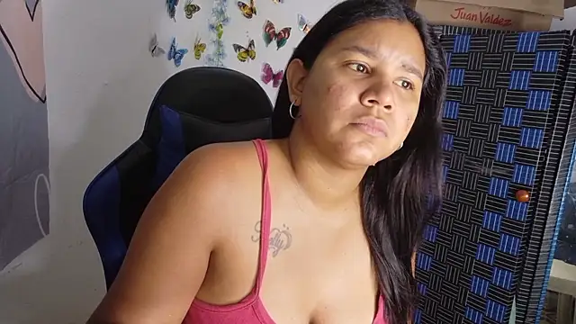 lucy hairypussy83 online show from January 18, 2026, 1:58 pm