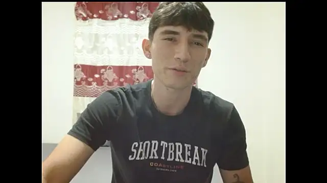 Snapshot of ChicoMaloFfF chatting on January 8, 2026, 12:49 am ChicoMaloFfF online show from January 8, 2026, 12:49 am