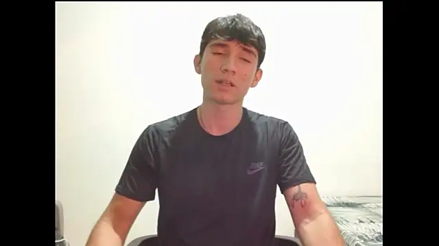 Snapshot of ChicoMaloFfF chatting on February 27, 2026, 1:39 am ChicoMaloFfF online show from February 27, 2026, 1:39 am