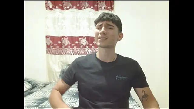 Snapshot of ChicoMaloFfF chatting on February 6, 2026, 11:56 pm ChicoMaloFfF online show from February 6, 2026, 11:56 pm