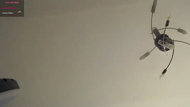 robertsoyummy online show from March 4, 2026, 10:06 pm