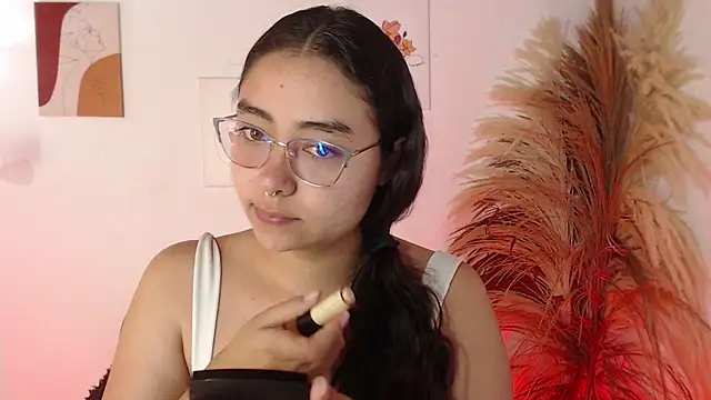 Snapshot of _Kim__M chatting on September 13, 2025, 11:54 am Kim M online show from September 13, 2025, 11:54 am