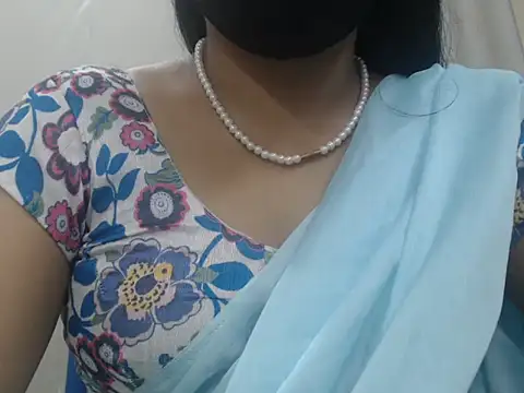 Snapshot of Lovely_Siri_23 chatting on July 12, 2026, 7:58 pm Lovely Siri 23 online show from July 12, 2026, 7:58 pm