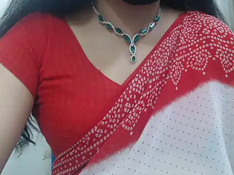 Snapshot of Lovely_Siri_23 chatting on July 27, 2026, 8:21 am Lovely Siri 23 online show from July 27, 2026, 8:21 am