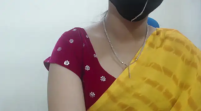 Snapshot of Lovely_Siri_23 chatting on January 26, 2025, 8:13 pm Lovely Siri 23 online show from January 26, 2025, 8:13 pm