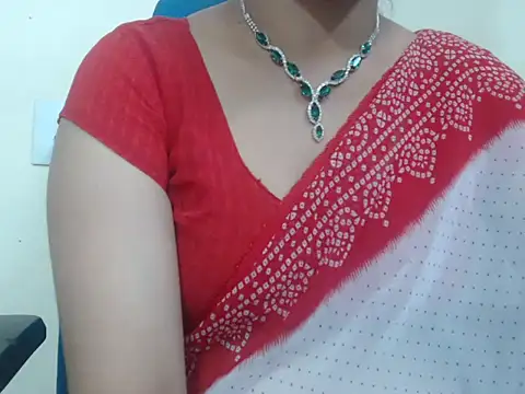 Snapshot of Lovely_Siri_23 chatting on November 2, 2025, 12:10 pm Lovely Siri 23 online show from November 2, 2025, 12:10 pm