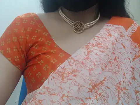 Snapshot of Lovely_Siri_23 chatting on July 20, 2026, 5:04 am Lovely Siri 23 online show from July 20, 2026, 5:04 am