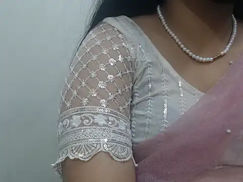 Snapshot of Lovely_Siri_23 chatting on July 24, 2026, 7:32 pm Lovely Siri 23 online show from July 24, 2026, 7:32 pm