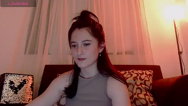 Snapshot of AlissonnFoxx chatting on February 8, 2025, 1:22 am AlissonnFoxx online show from February 8, 2025, 1:22 am