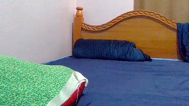 sweet-fancy online show from April 8, 2026, 5:20 am