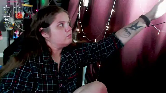 so cute777 online show from October 27, 2025, 1:39 am