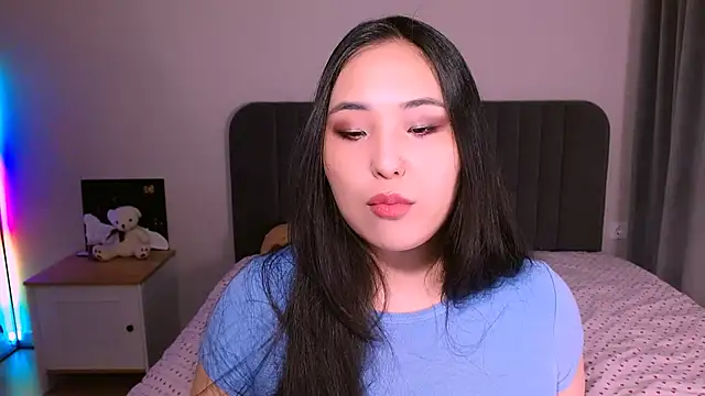 monabooty online show from January 30, 2025, 8:22 am