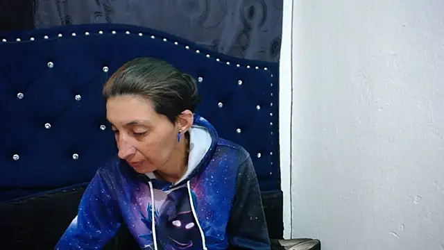 Snapshot of anyu1306 chatting on March 22, 2025, 8:18 am anyu1306 online show from March 22, 2025, 8:18 am