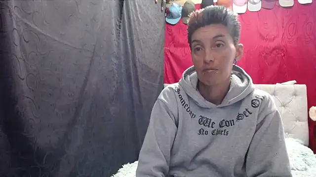 Snapshot of anyu1306 chatting on February 8, 2026, 3:21 pm anyu1306 online show from February 8, 2026, 3:21 pm