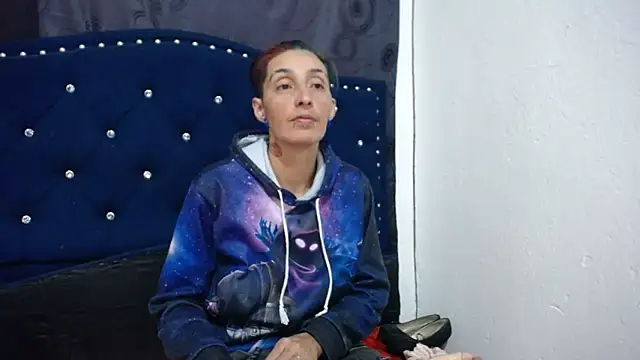 Snapshot of anyu1306 chatting on February 19, 2025, 9:14 pm anyu1306 online show from February 19, 2025, 9:14 pm